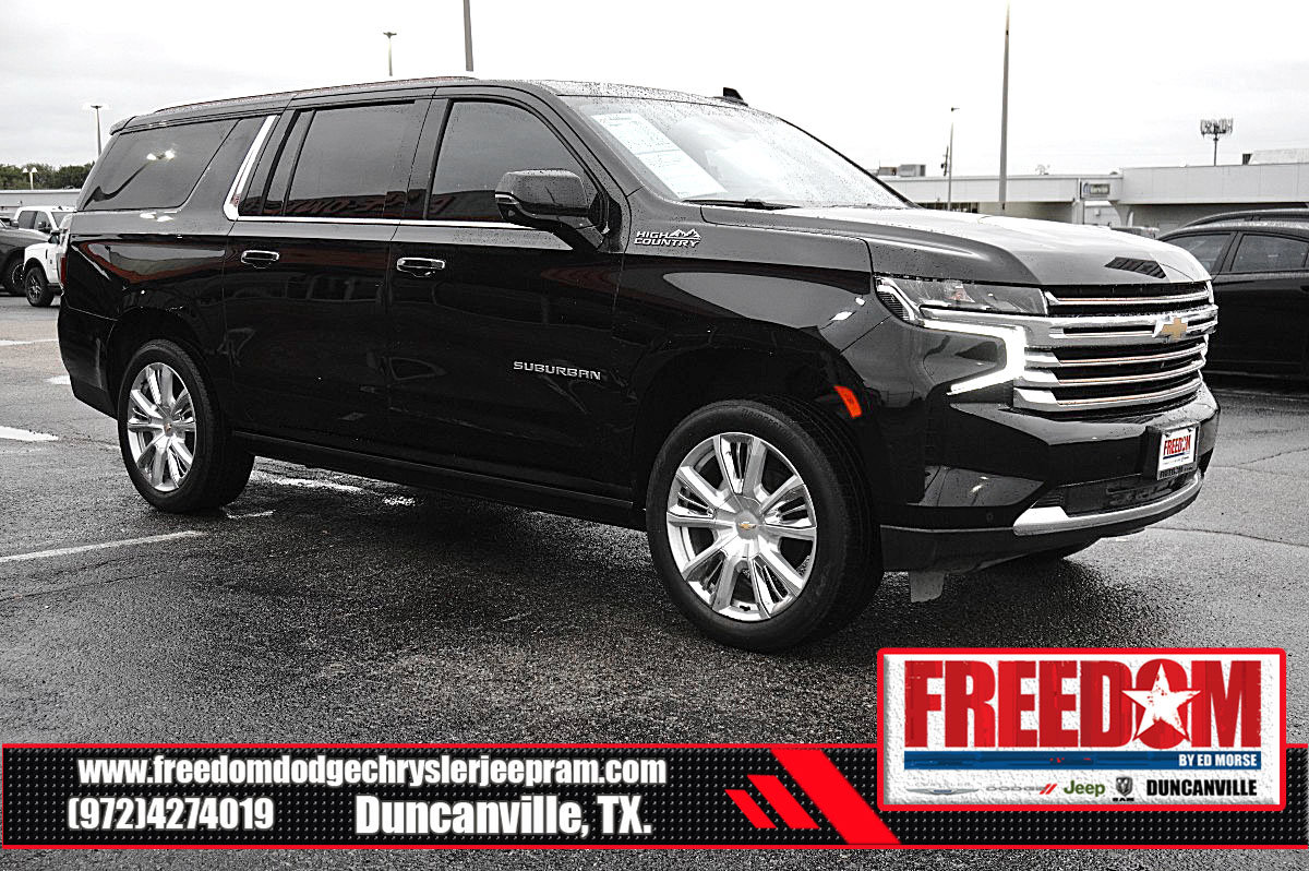 Used 2023 Chevrolet Suburban High Country AWD/4WD image 7