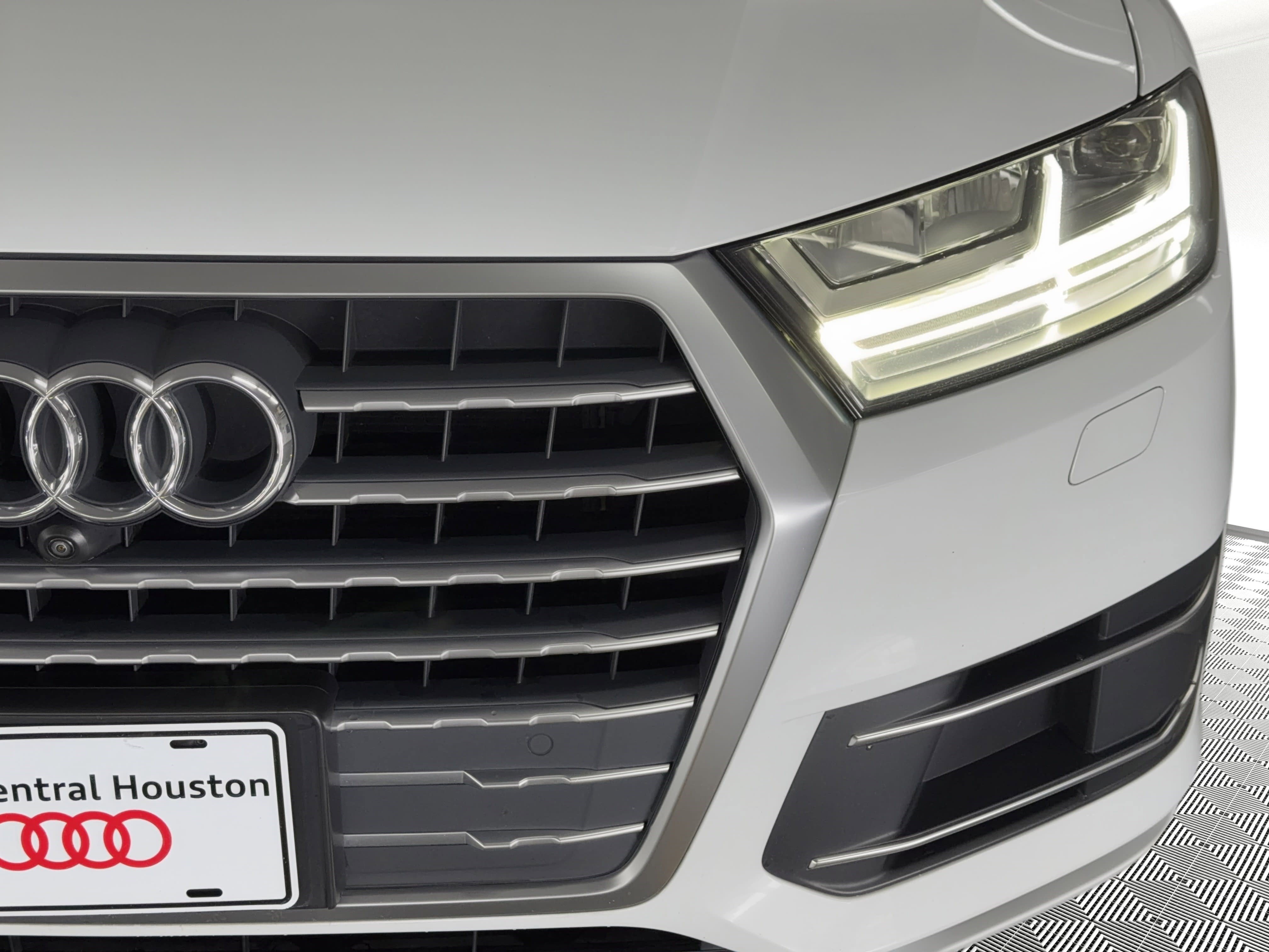 Used 2019 Audi Q7 2.0T Premium Plus w/ Premium Plus Package AWD/4WD image 11
