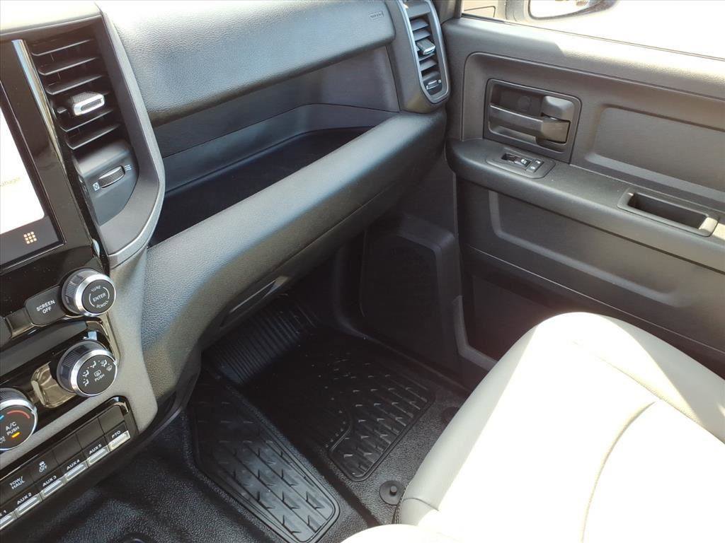 New 2026 RAM 3500 Tradesman image 17