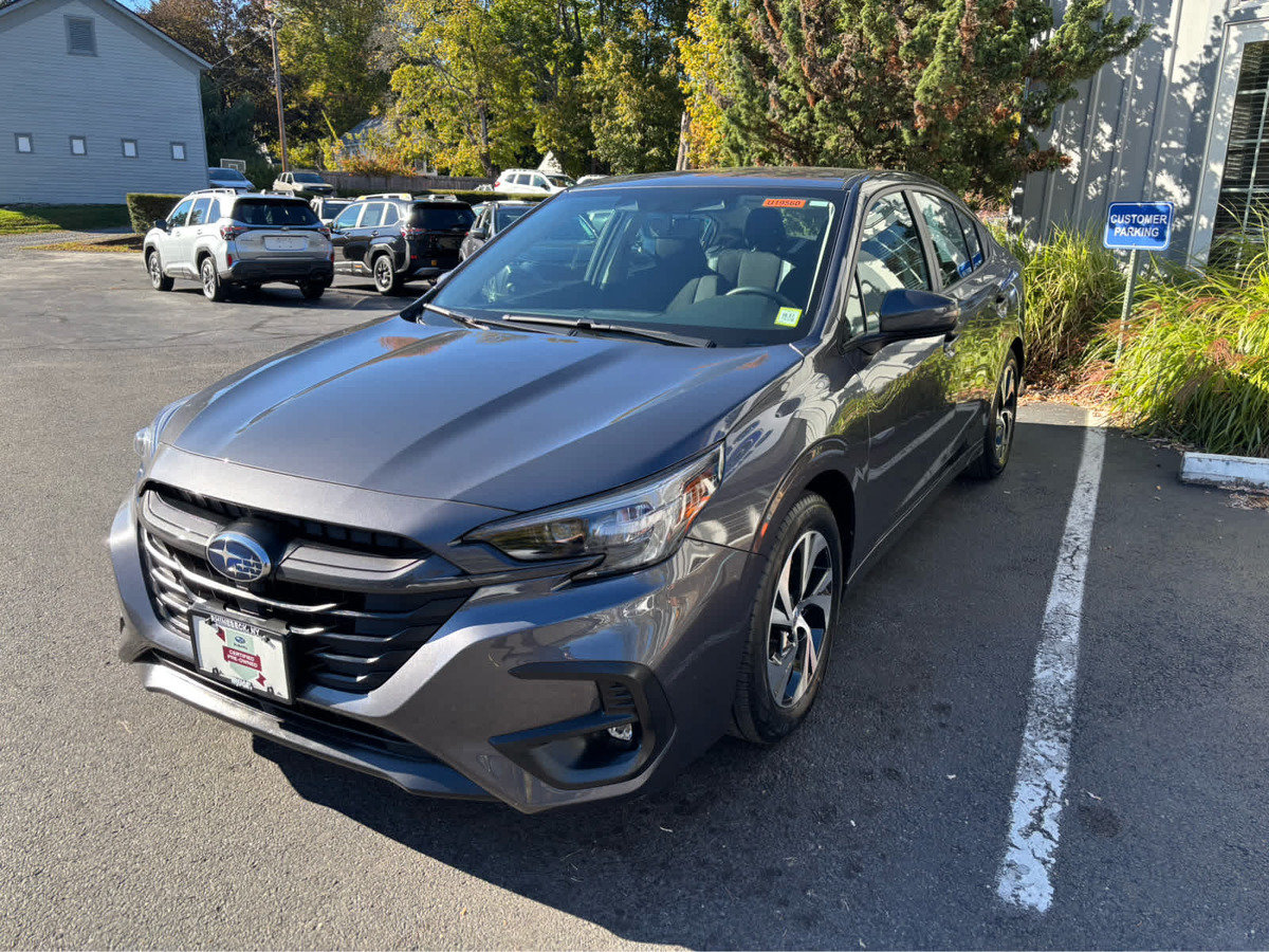 Certified 2025 Subaru Legacy Premium w/ Popular Package #1 AWD/4WD image 7