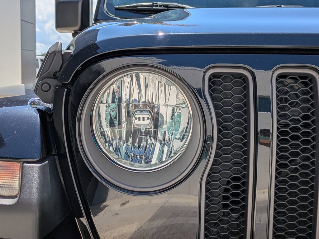 Used 2021 Jeep Wrangler Unlimited Sport AWD/4WD image 11