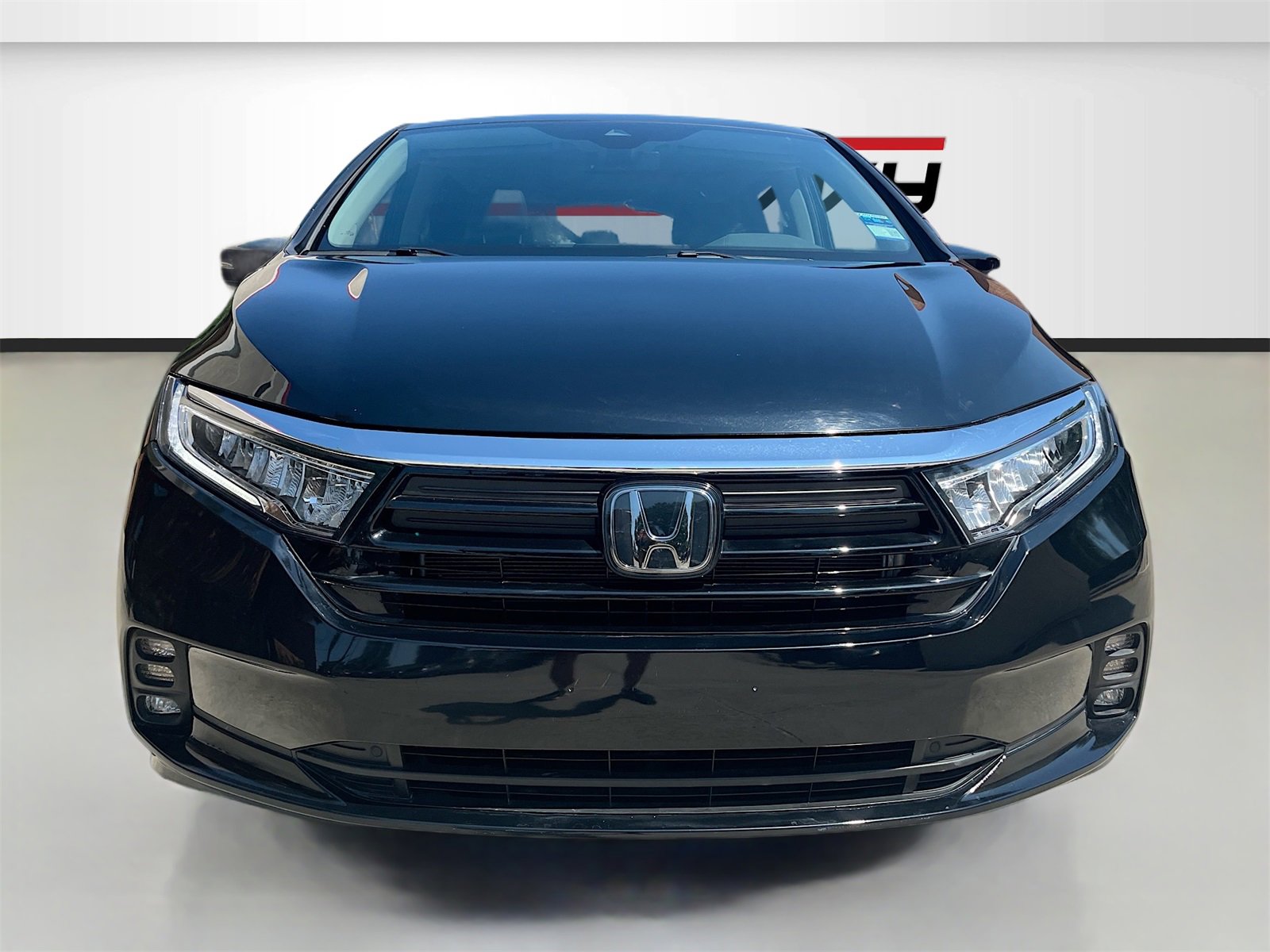 Used 2024 Honda Odyssey EX-L image 2