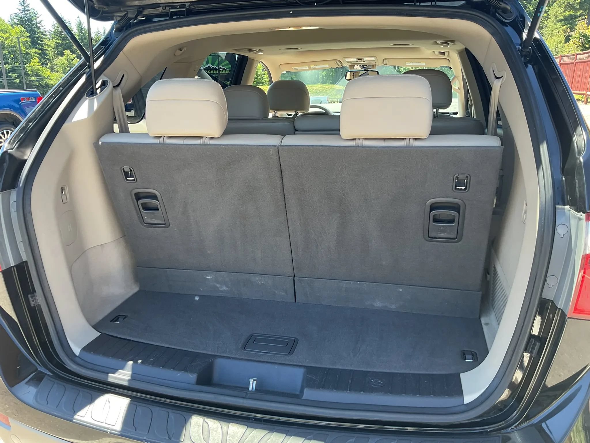 Used 2012 Hyundai Veracruz Limited FWD image 12