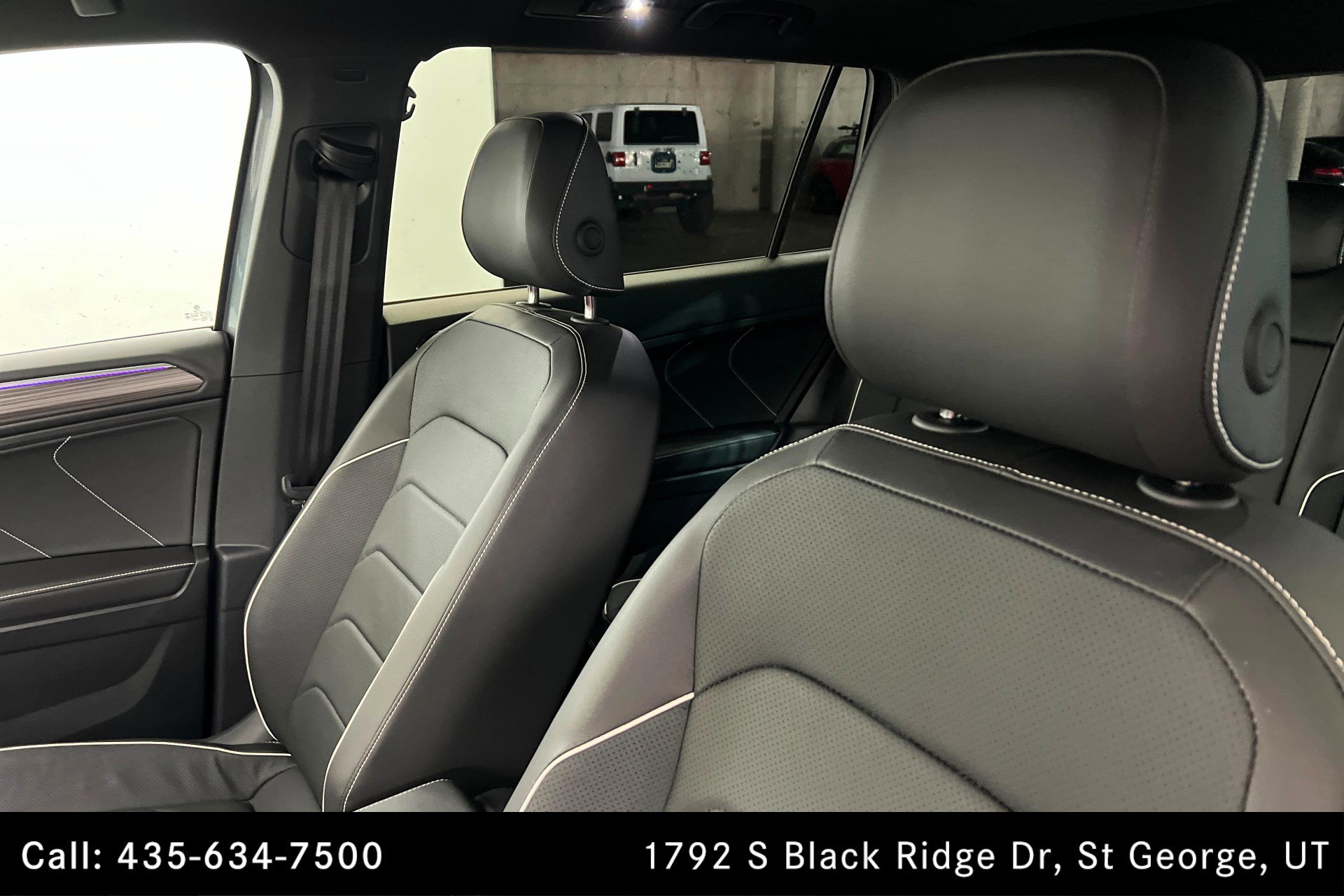 Used 2024 Volkswagen Tiguan SEL R-Line image 16