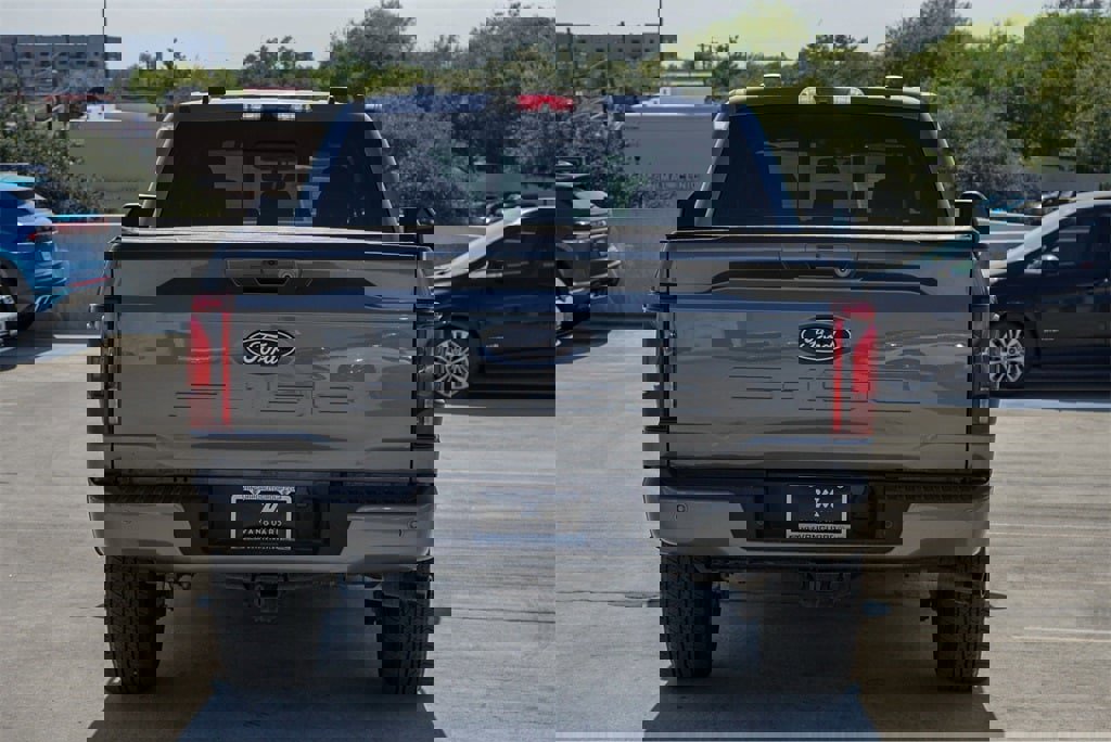 Used 2024 Ford F150 Platinum image 7
