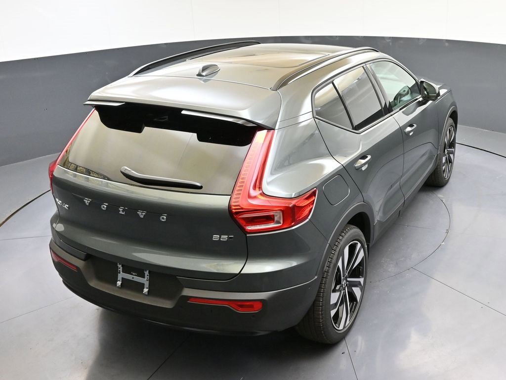 New 2026 Volvo XC40 B5 Ultra w/ Protection Package Premier image 46