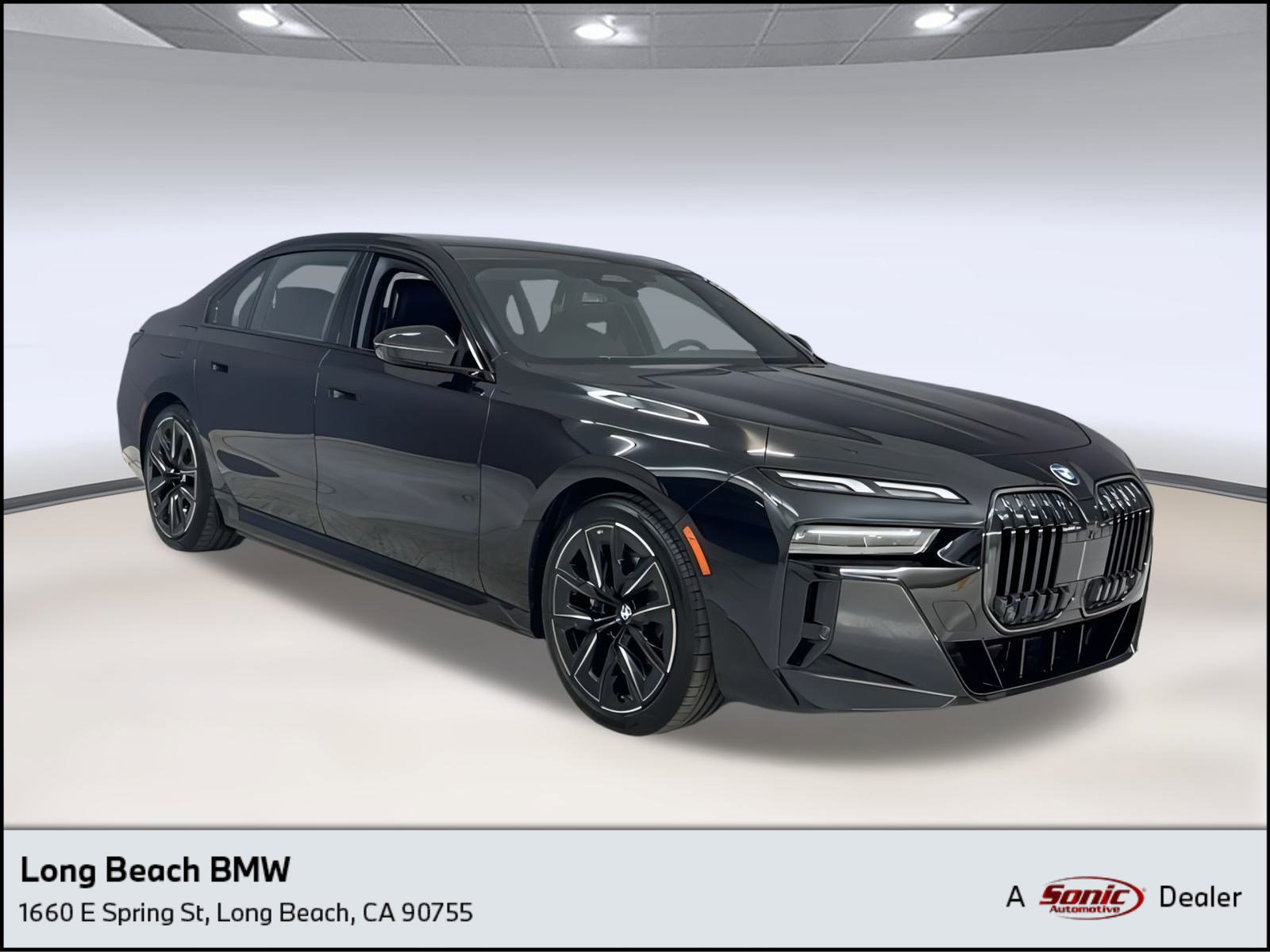 Used 2025 BMW i7 eDrive50 w/ M Sport Package image 1