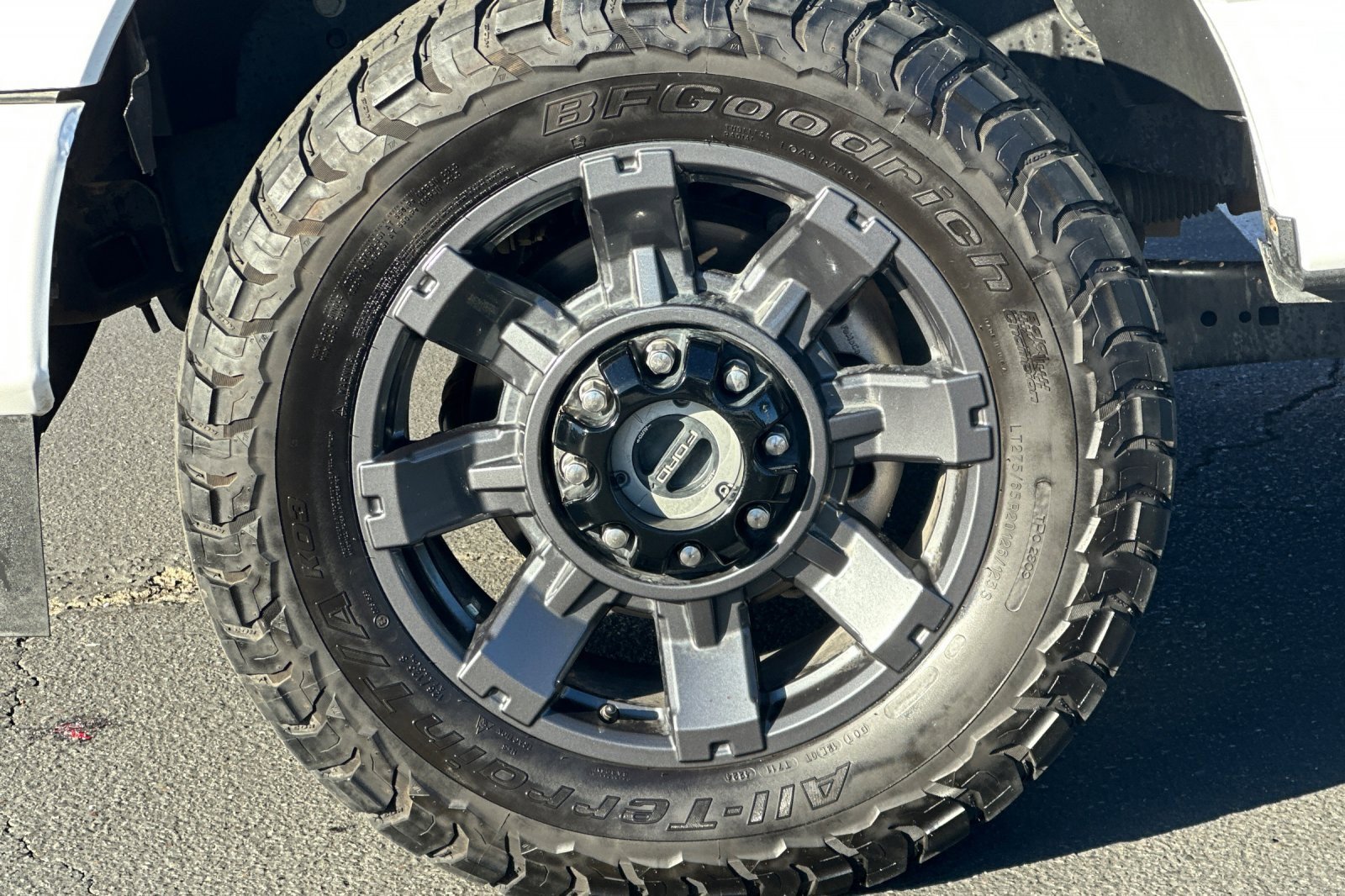 Used 2024 Ford F250 Lariat w/ Sport Appearance Package image 43