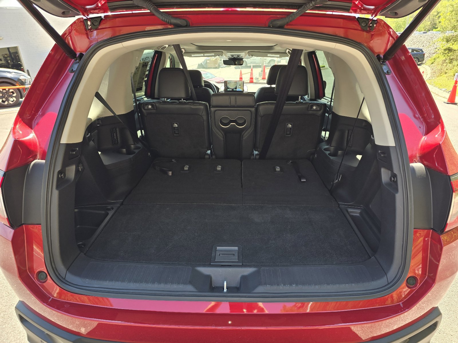 Used 2023 Honda Pilot Elite image 25