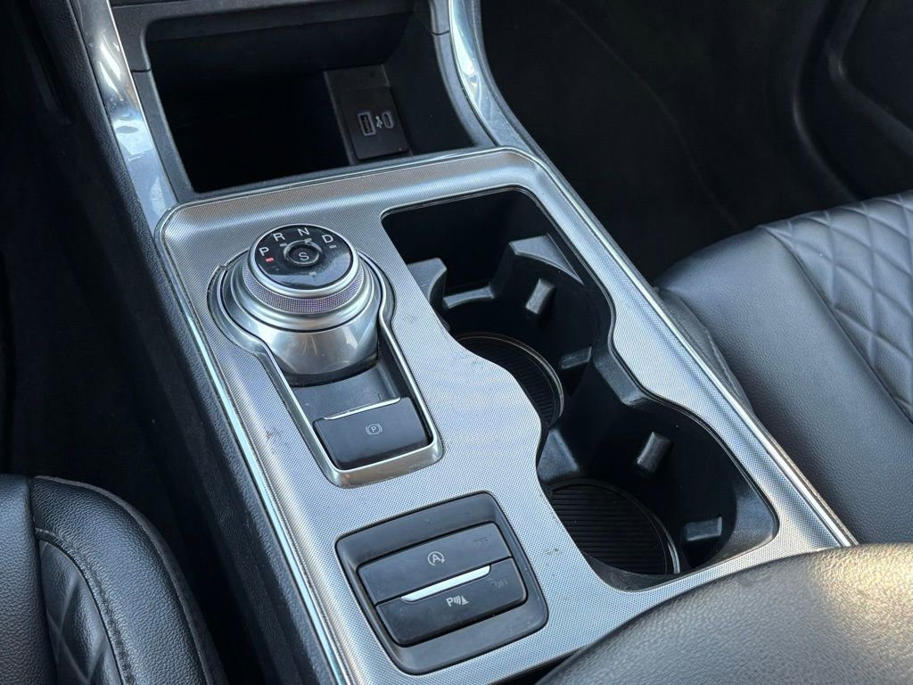 Used 2024 Ford Edge Titanium image 24