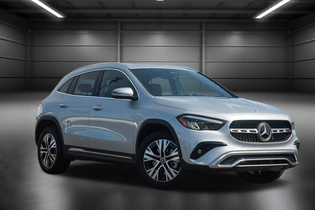 Certified 2025 Mercedes-Benz GLA 250 4MATIC image 4