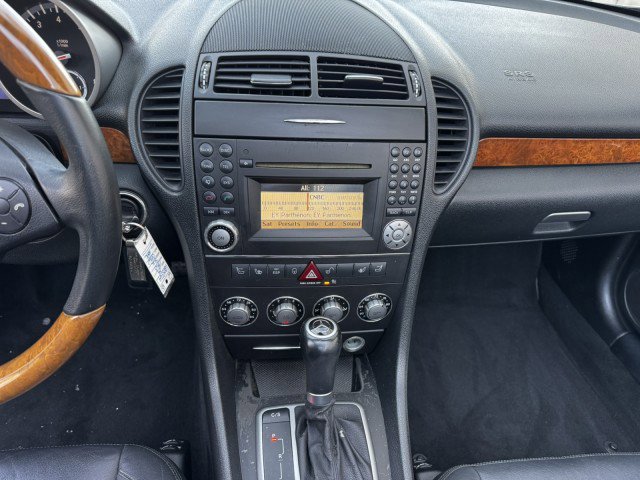 Used 2009 Mercedes-Benz SLK 350 image 36