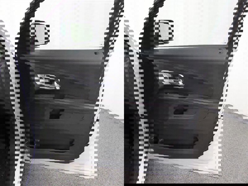 Used 2015 Chevrolet Equinox LT w/ Driver Convenience Package image 25