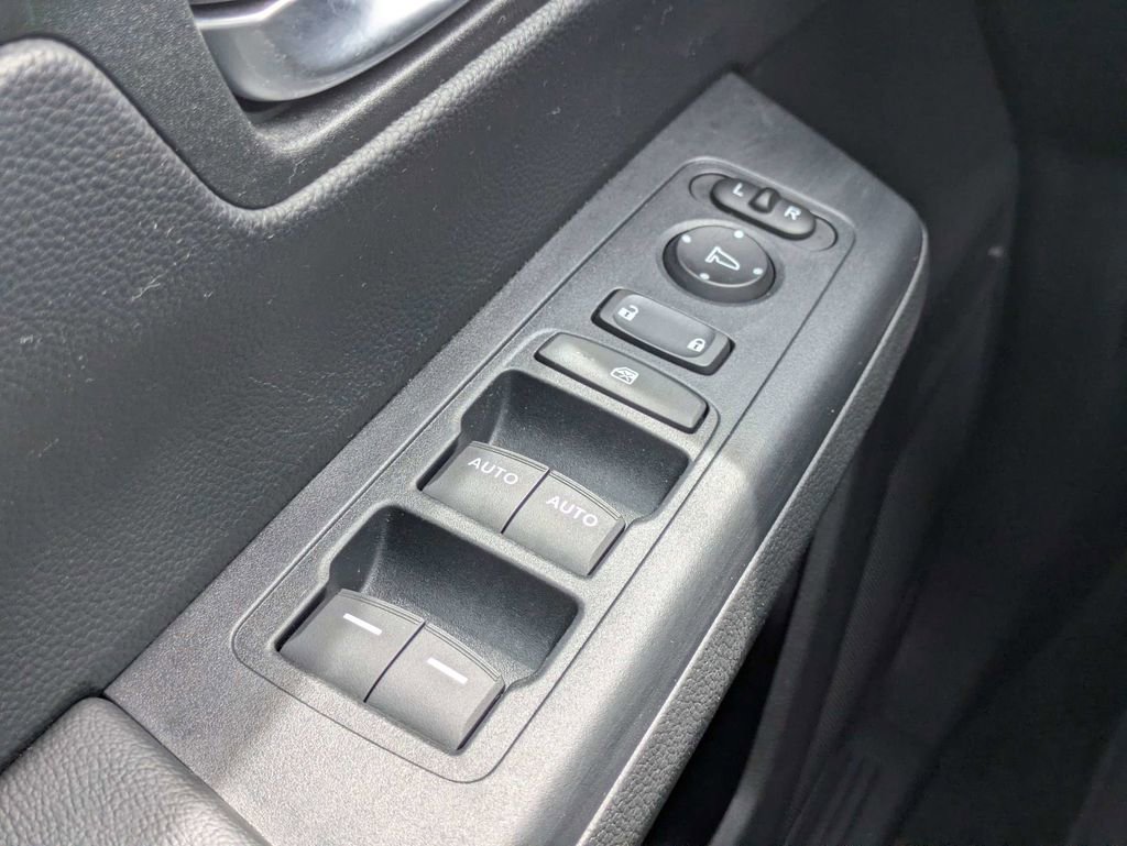Used 2024 Honda CR-V Sport image 25