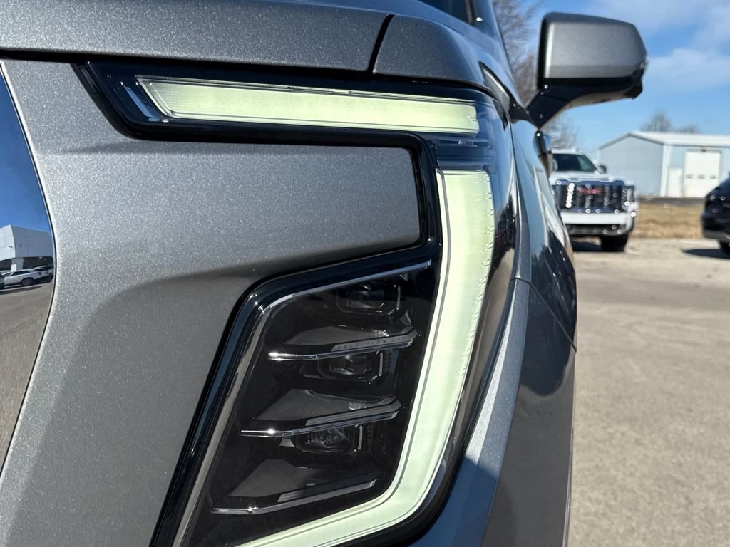 New 2026 GMC Yukon XL Elevation w/ LPO, Floor Liner Package image 10