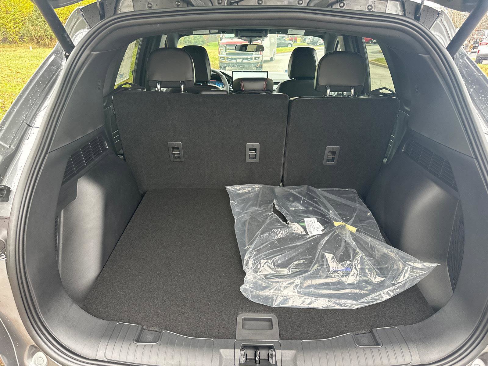 New 2026 Ford Escape ST-Line Select w/ Tech Pack #2 image 8