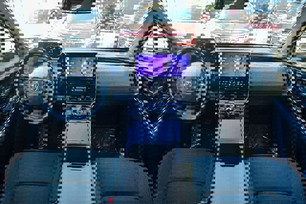 Used 2023 Toyota bZ4X XLE w/ Weather Package image 14