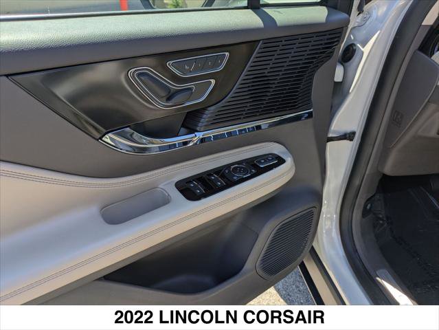Certified 2022 Lincoln Corsair Reserve w/ Rear Removable Package Tray image 11
