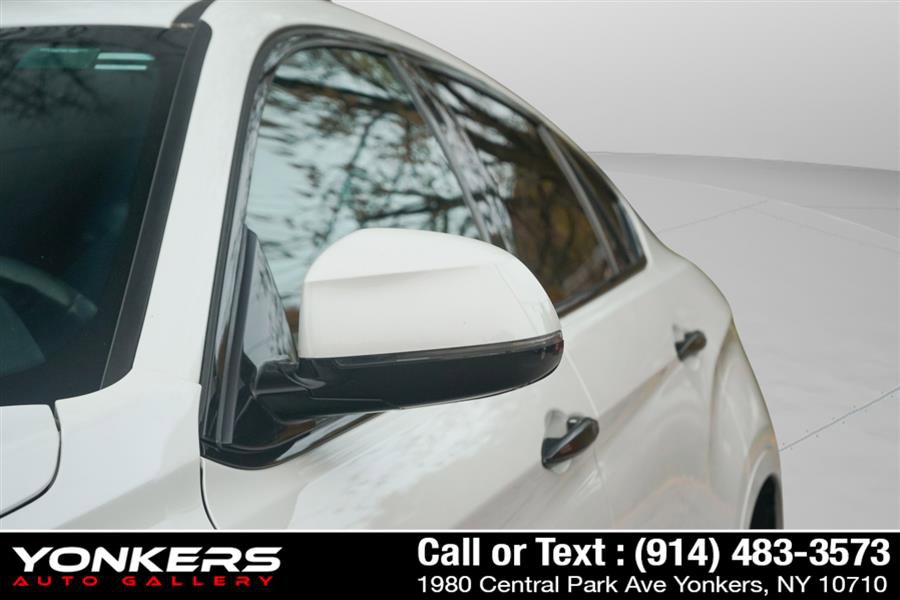 Used 2019 BMW X6 xDrive50i w/ M Sport Package image 24