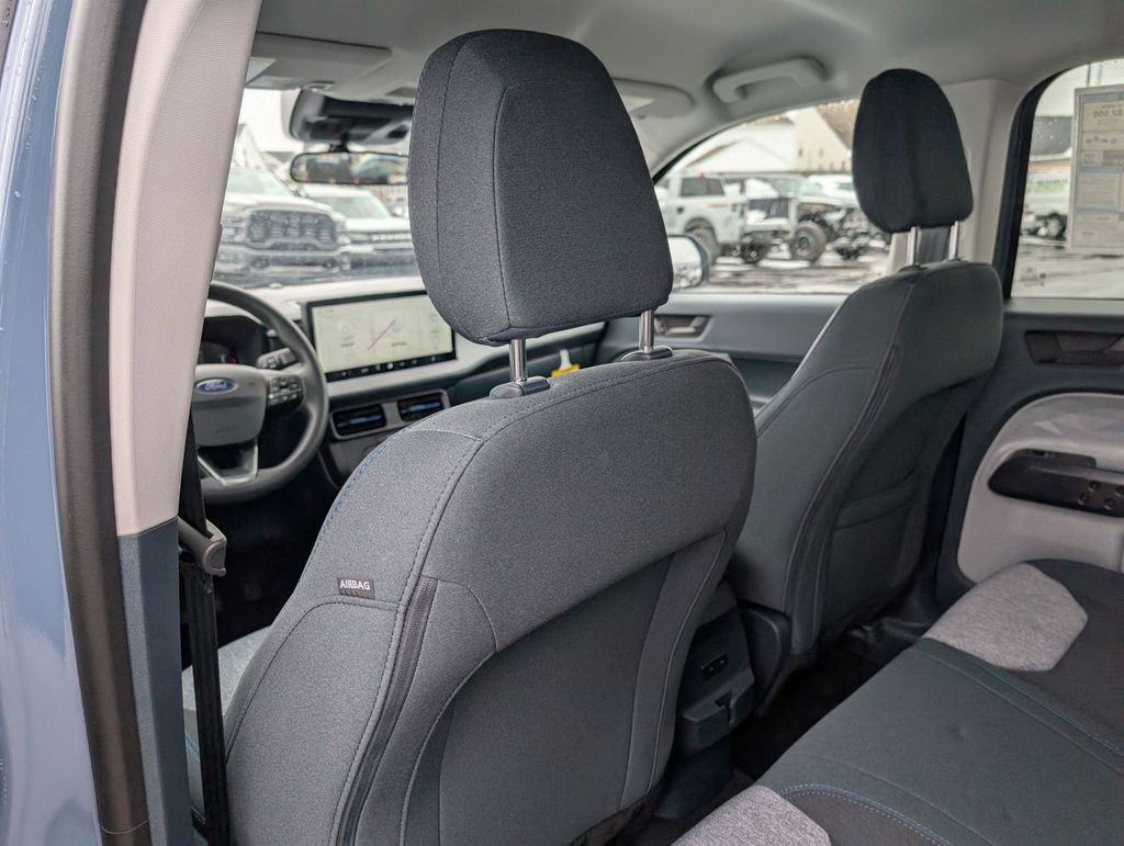 New 2025 Ford Maverick XLT image 43