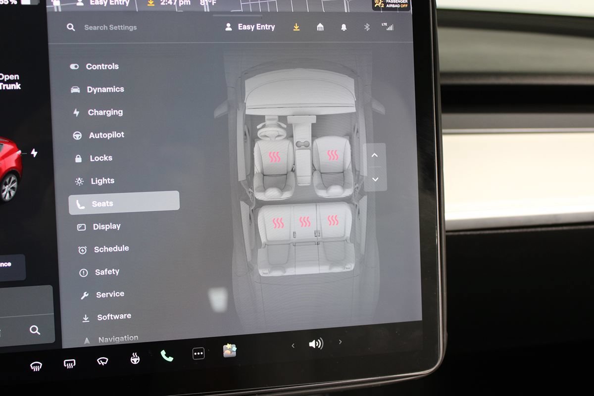 Used 2022 Tesla Model Y Long Range AWD/4WD image 31