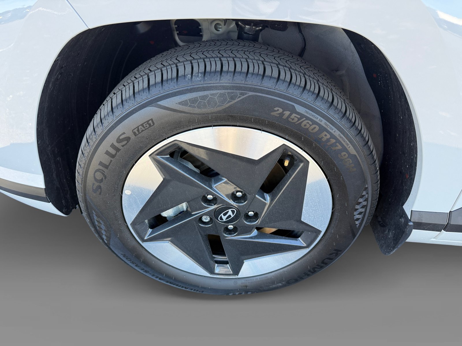 Certified 2025 Hyundai Kona SE FWD image 9