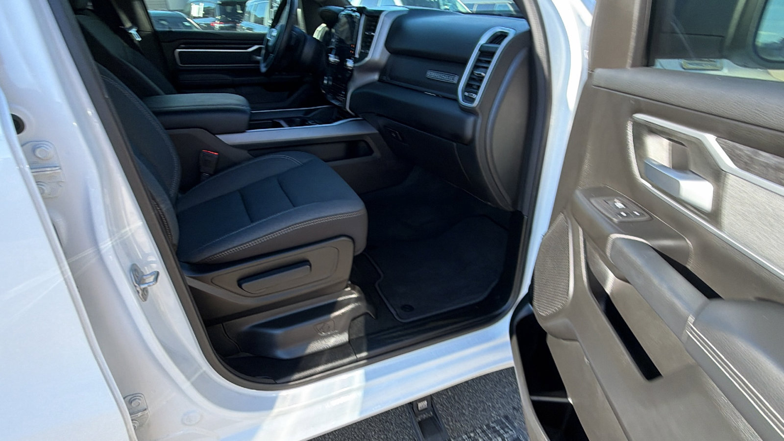 Used 2023 RAM 1500 Big Horn image 20