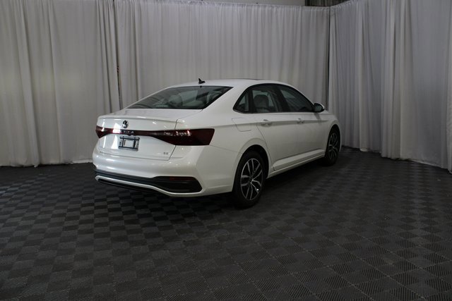 New 2026 Volkswagen Jetta SE image 21