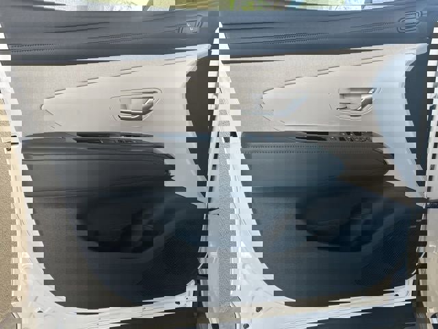 New 2026 Hyundai Tucson Limited image 14