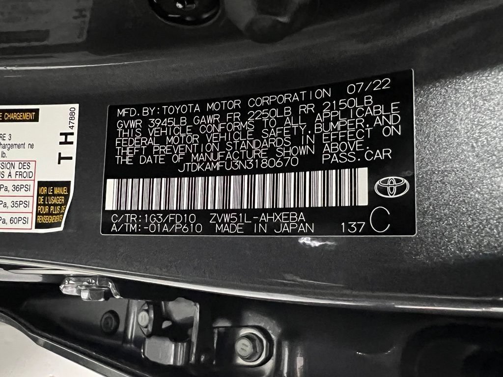 Certified 2022 Toyota Prius LE FWD image 40
