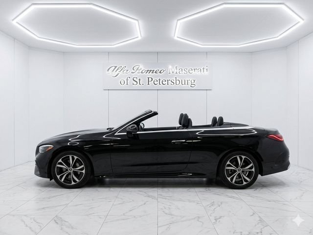 Used 2025 Mercedes-Benz CLE 300 4MATIC Cabriolet image 2
