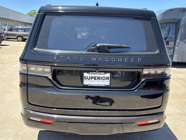 Used 2024 Jeep Grand Wagoneer Series II w/ Quick Order Packagew 28T AWD/4WD image 4