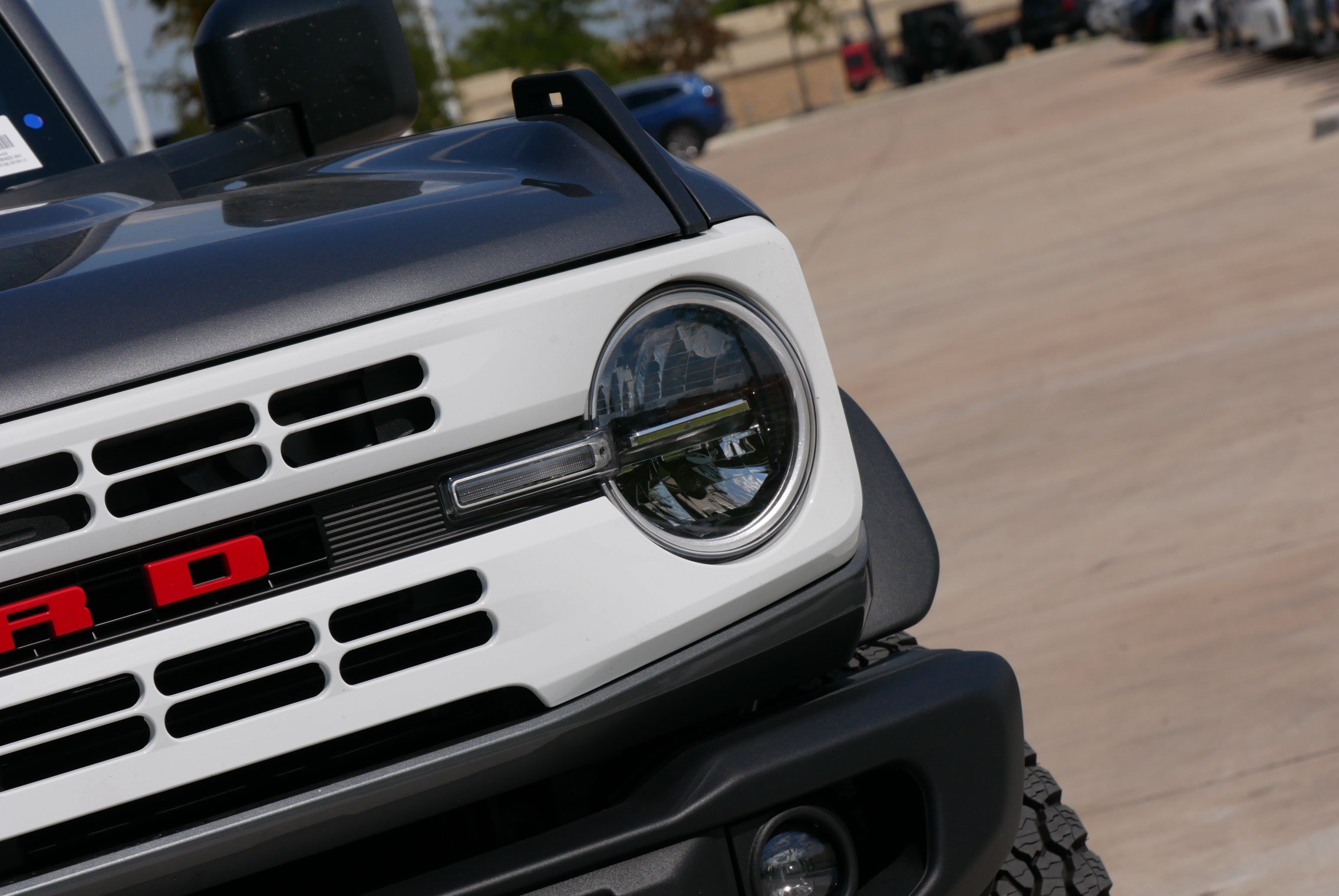 Used 2025 Ford Bronco Heritage Edition AWD/4WD image 10