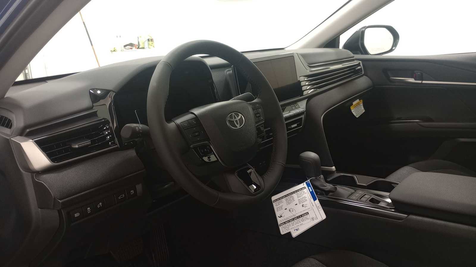 New 2025 Toyota Camry LE w/ Convenience Package image 12