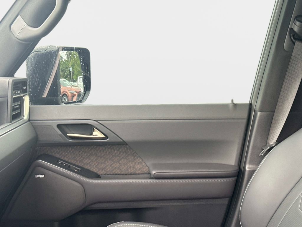 Used 2025 Lexus GX 550 AWD/4WD image 20