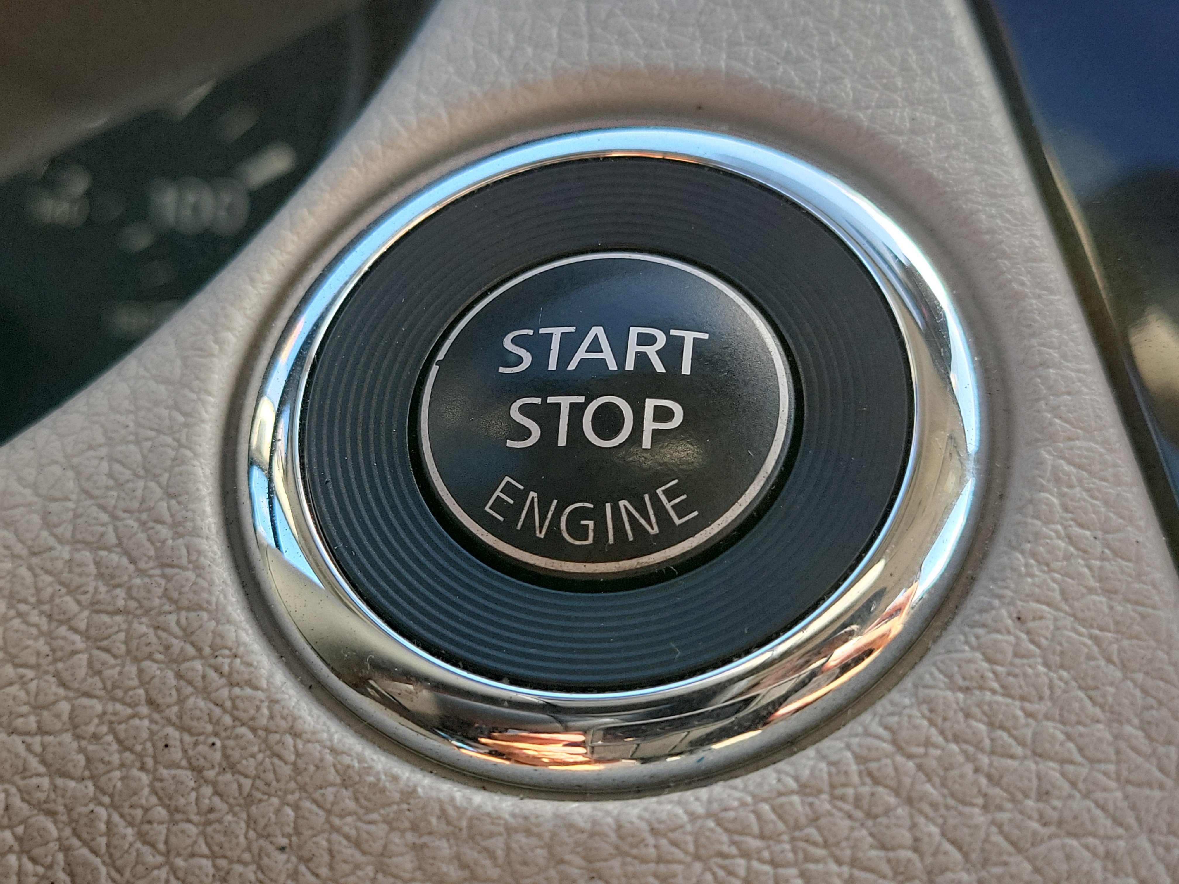Used 2021 Nissan Rogue Sport SL w/ Premium Package FWD image 32