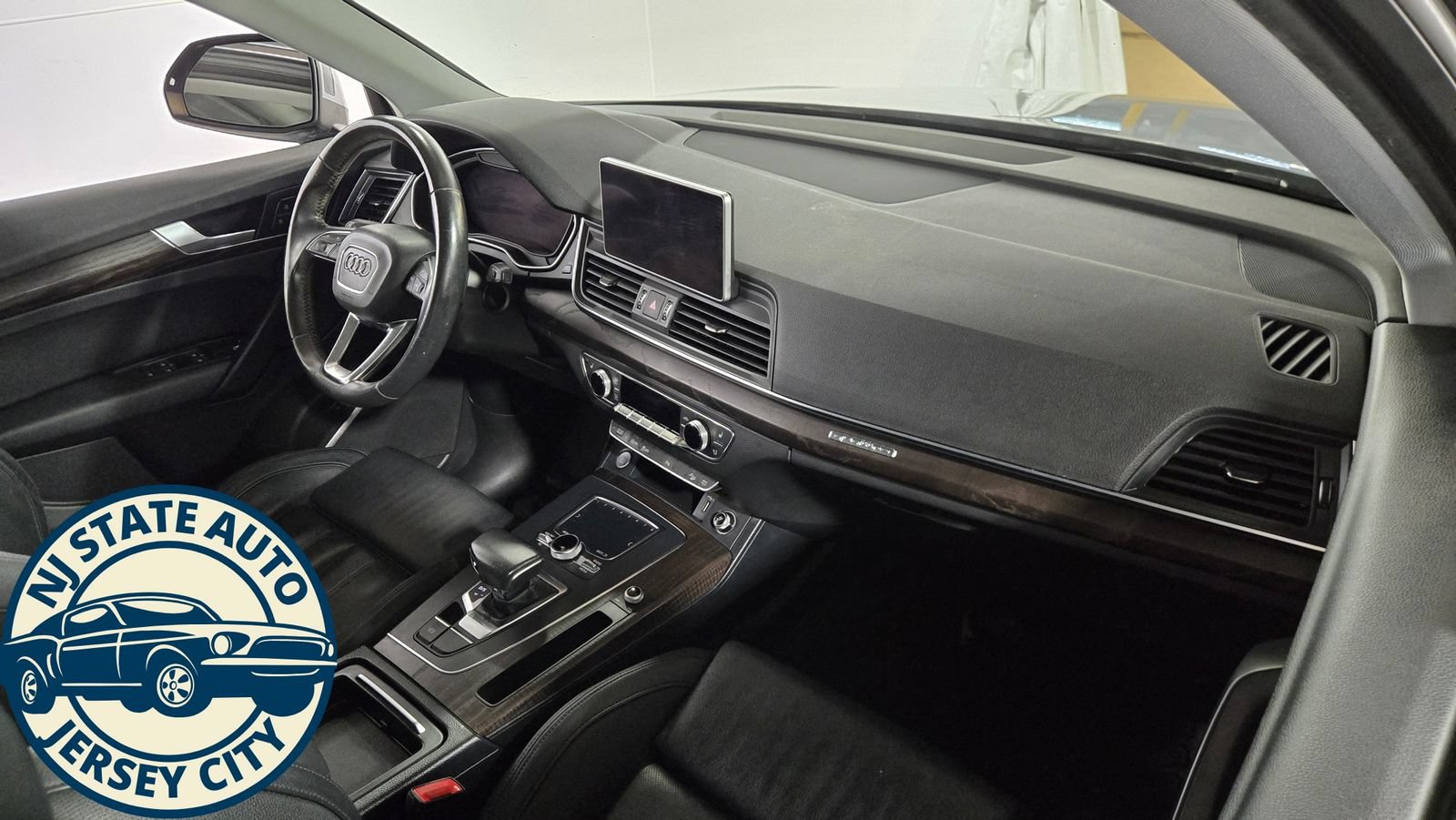 Used 2018 Audi Q5 2.0T Premium Plus w/ Premium Plus Package AWD/4WD image 36