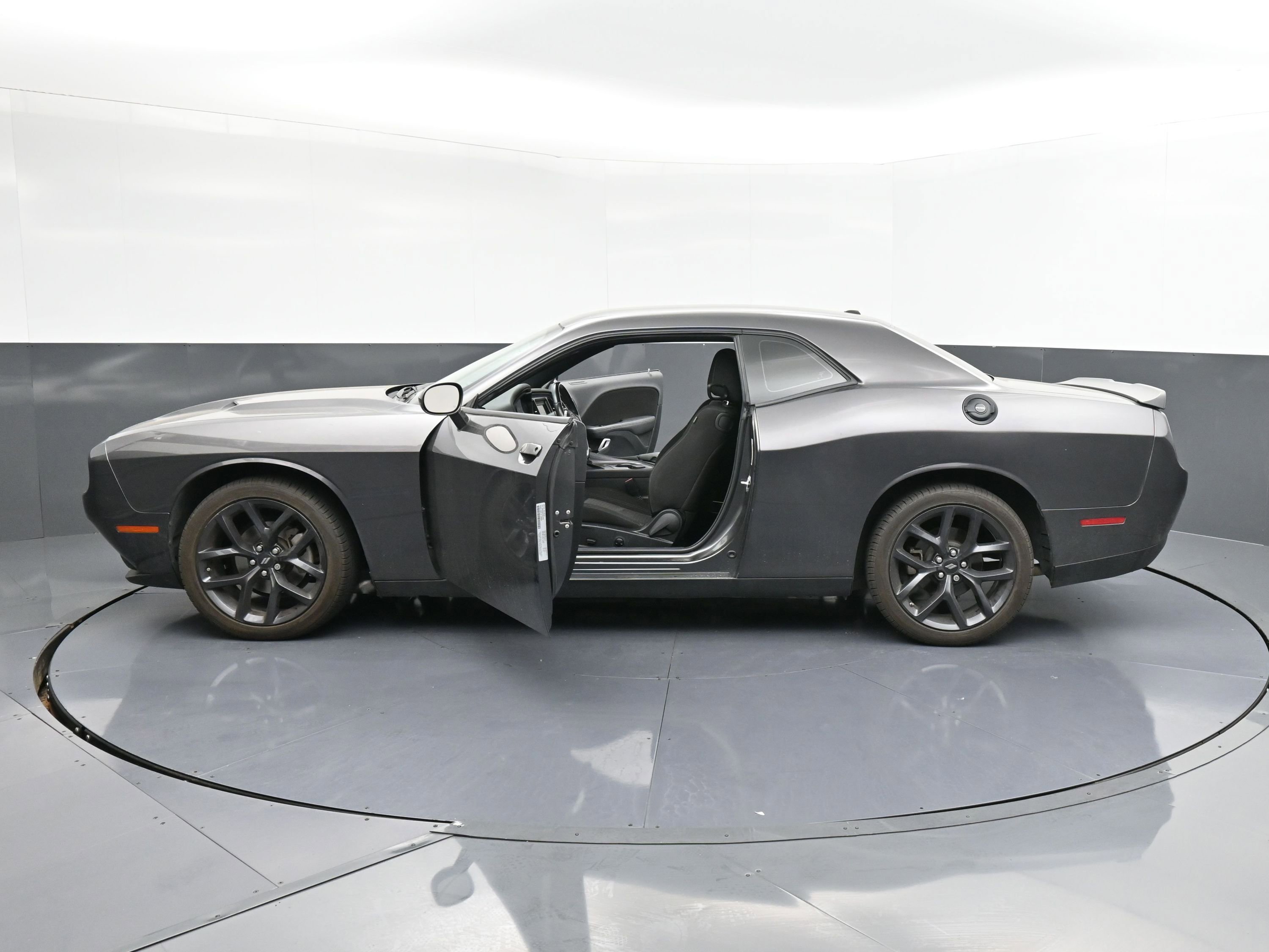Used 2023 Dodge Challenger SXT w/ Blacktop Package image 37