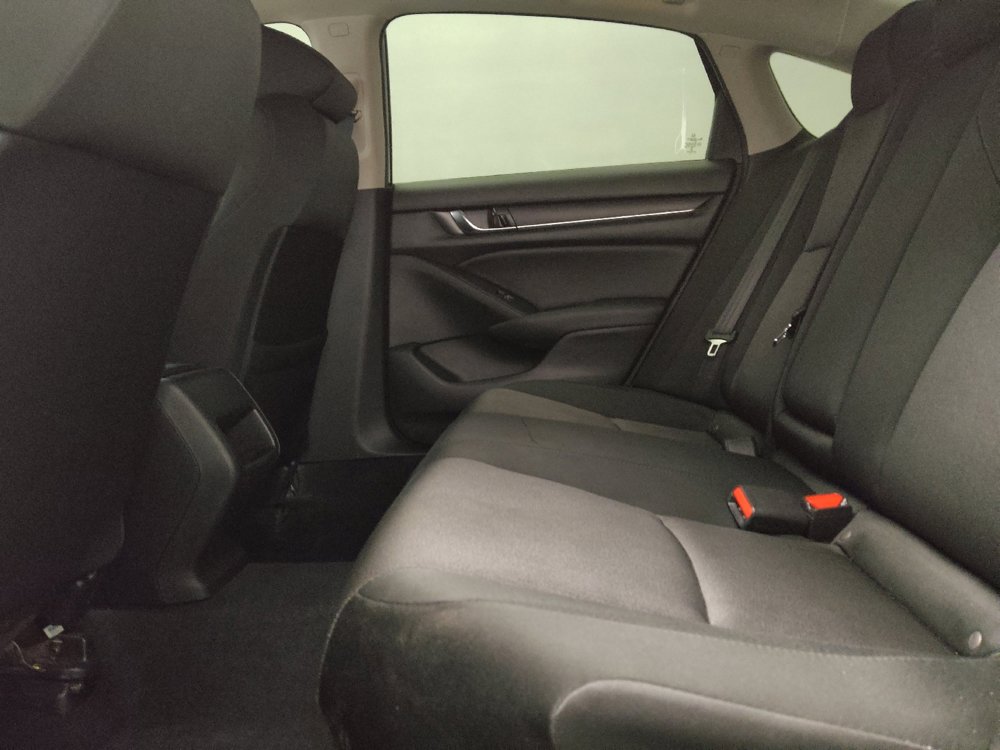 Used 2019 Honda Accord LX image 18