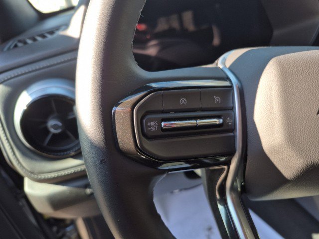 Used 2024 Chevrolet Colorado LT w/ LT Convenience Package II image 19