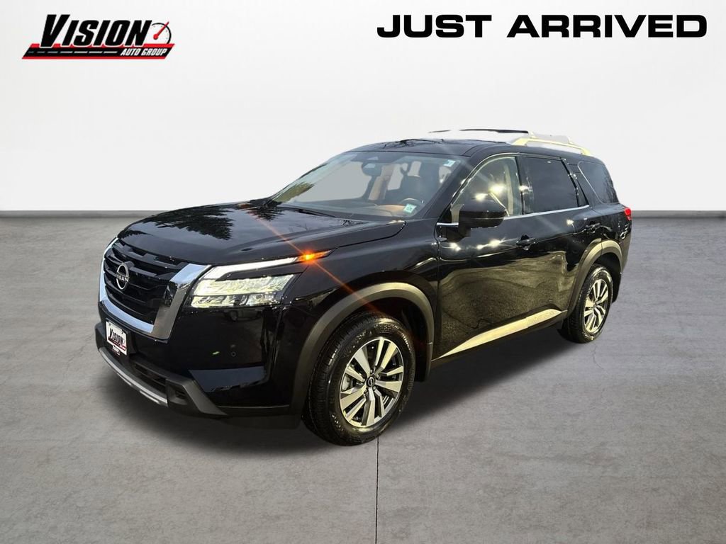 New 2025 Nissan Pathfinder SL