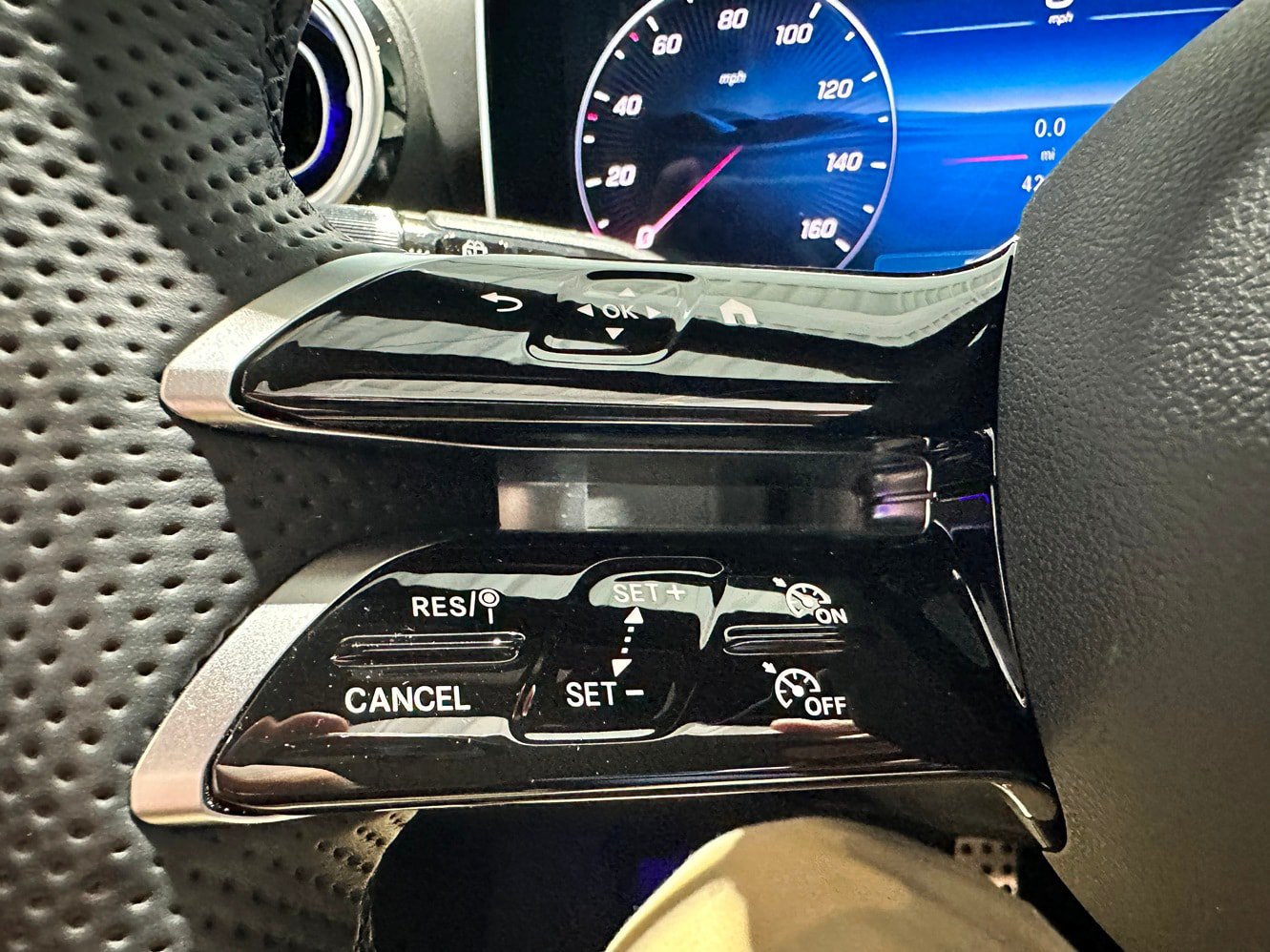 Certified 2025 Mercedes-Benz GLC 350e 4MATIC image 19