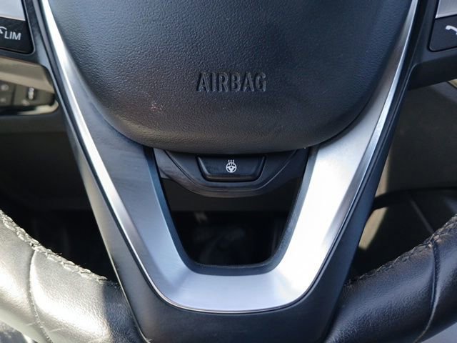 Used 2024 BMW 330e image 27