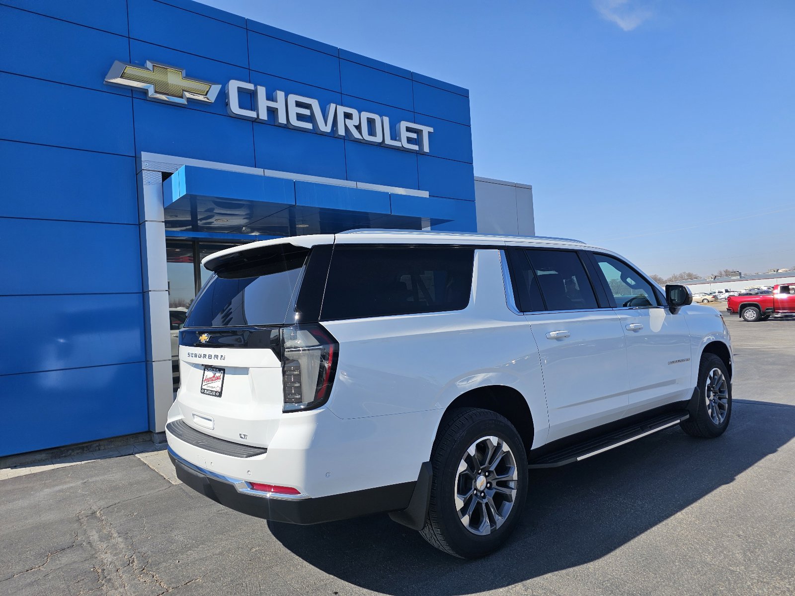 New 2026 Chevrolet Suburban LT w/ Comfort Package image 3