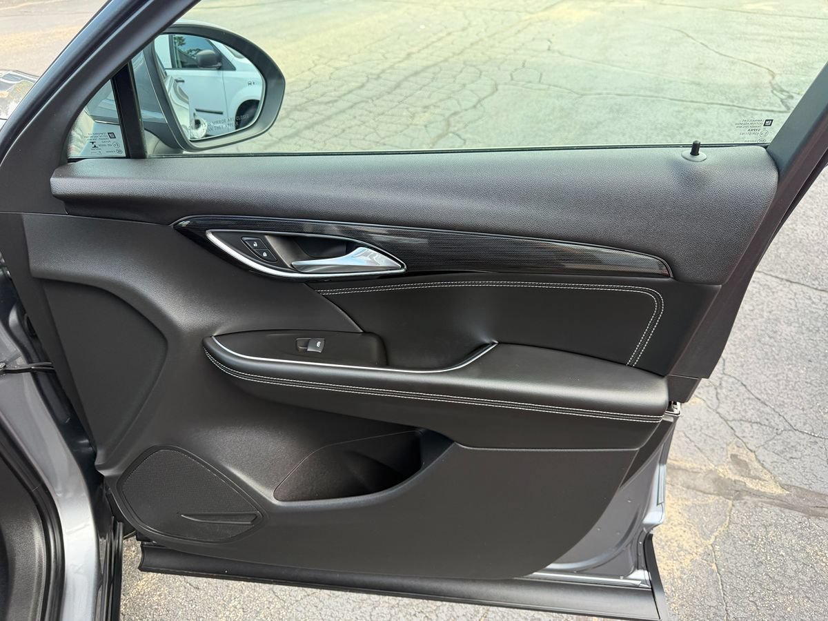 Used 2022 Buick Envision Preferred w/ Safety Package FWD image 27