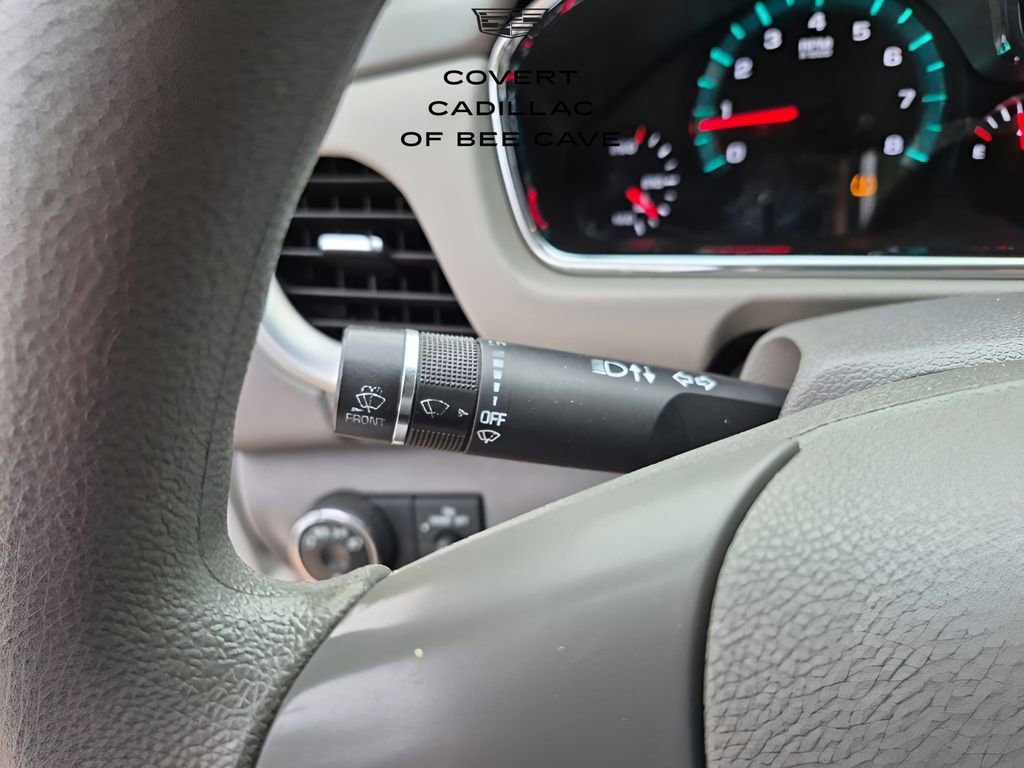 Used 2015 Chevrolet Traverse LS image 39