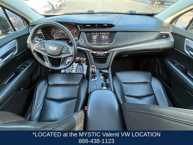 Used 2017 Cadillac XT5 Luxury w/ Driver Awareness Package image 15