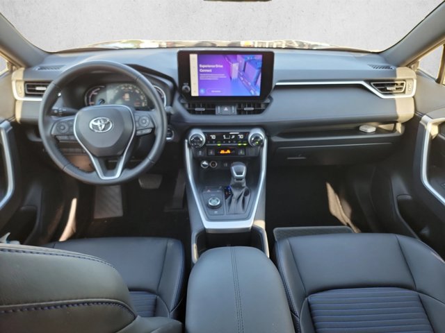Used 2025 Toyota RAV4 XSE AWD/4WD image 20