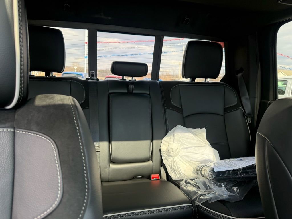 New 2025 RAM 2500 Laramie image 25