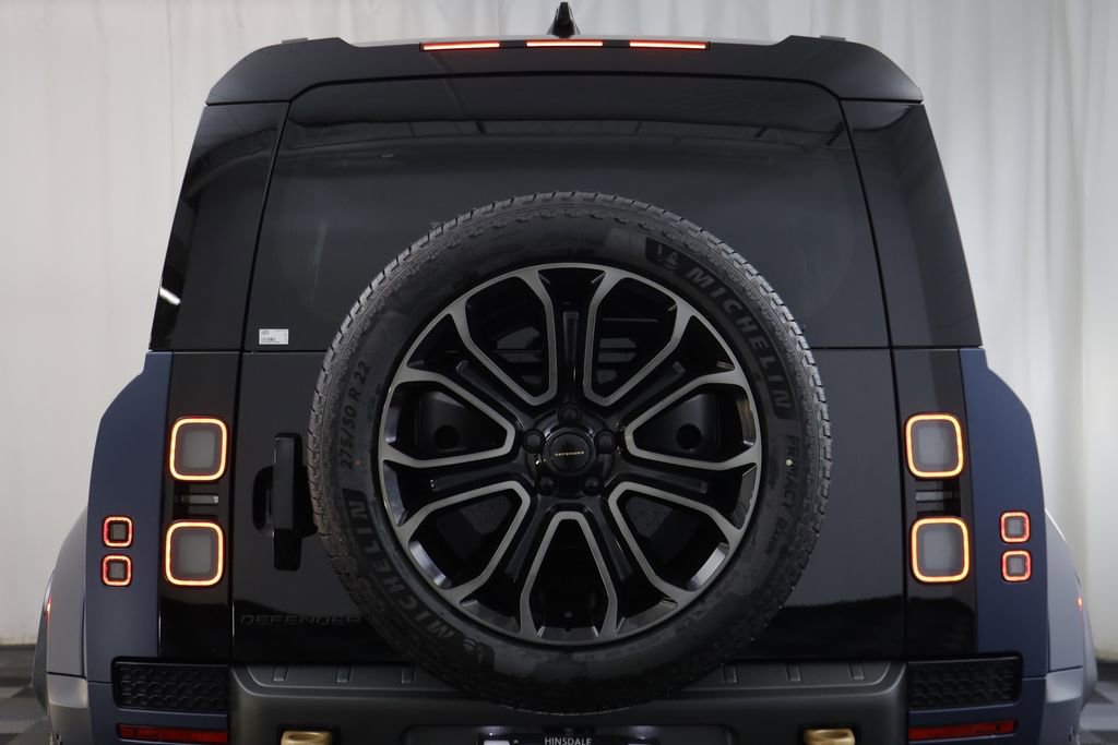 New 2026 Land Rover Defender 110 OCTA image 17